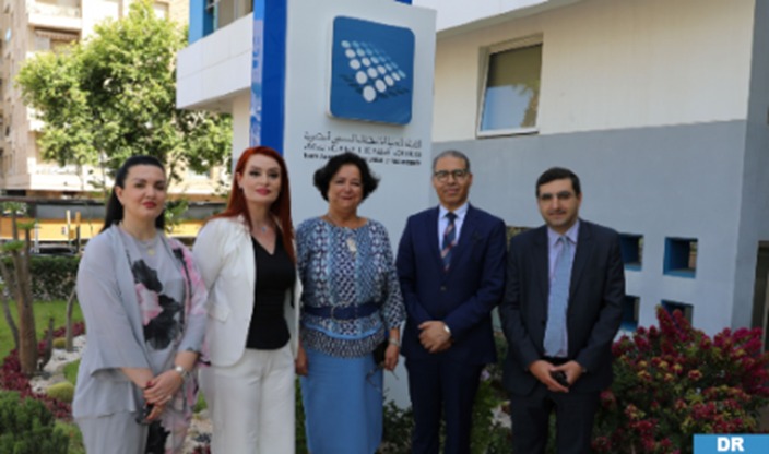 الهيئة العليا للاتصال السمعي البصري ونظيرتها الألبانية تجريان محادثاتهما الثنائية الأولى بالرباط