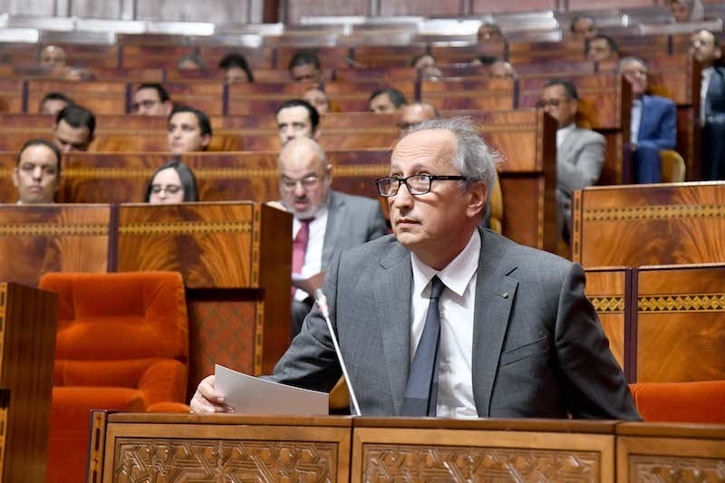 برادة: صرف تعويض سنوي للأساتذة بالمناطق النائية قبل نهاية السنة ومعالجة الاكتظاظ لا تزال مستمرة