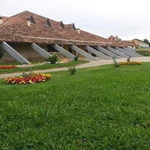 إيموزار كندر بين الخطاب التنموي والواقع الاجتماعي: قراءة نقدية في التسويق الترابي