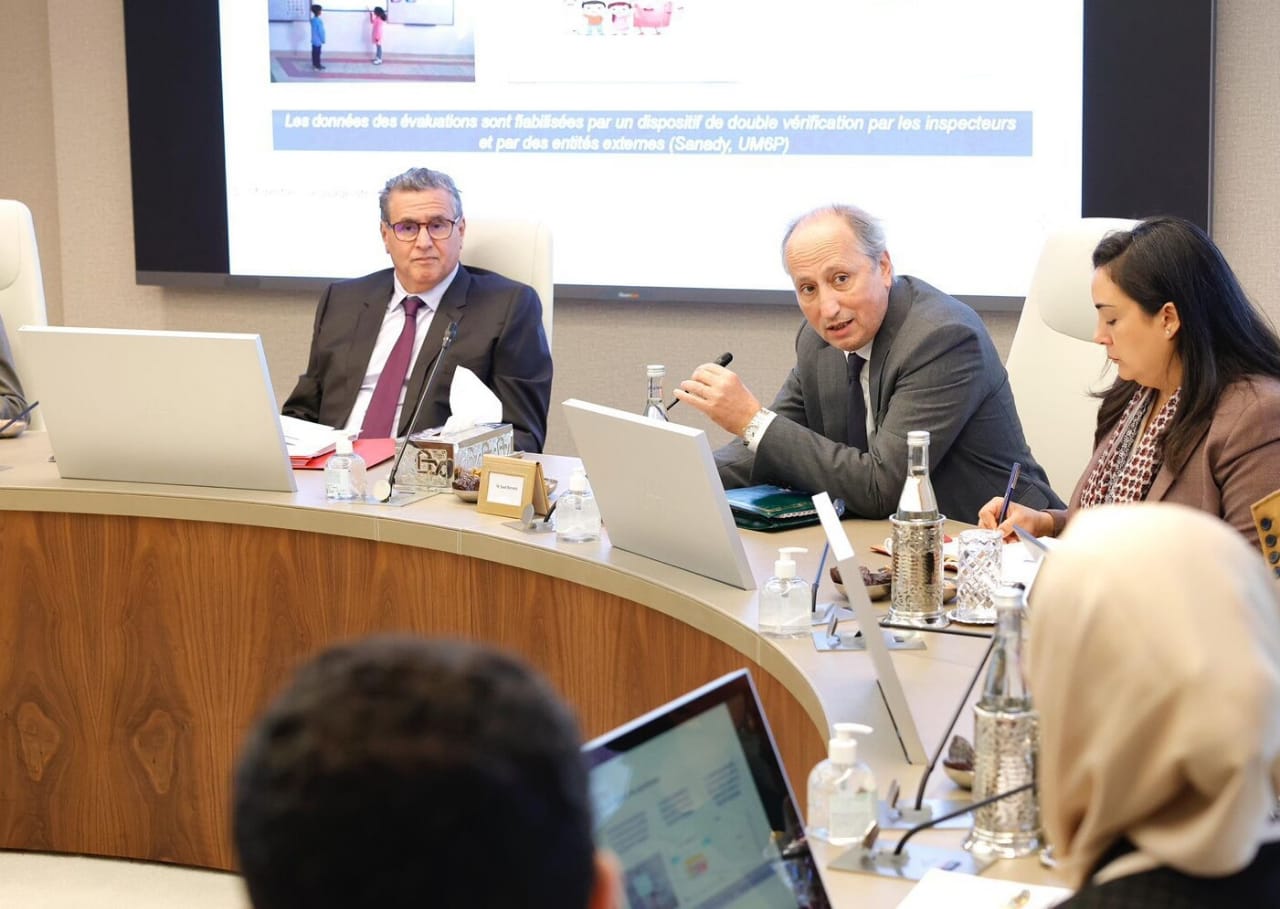 قانون جديد للتعليم بالمغرب: غرامات على الأسر وتشديد الرقابة على المدارس الخاصة