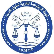 قرار إزالة الشهادتين من سيارات نقل الموتى يثير جدلا واسعا