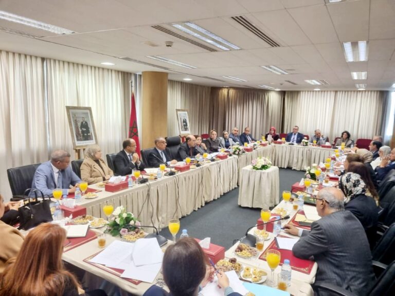 رئاسة النيابة العامة تعبّئ مسؤولي المحاكم التجارية لتعزيز حماية الاستثمار وترسيخ الأمن الاقتصادي